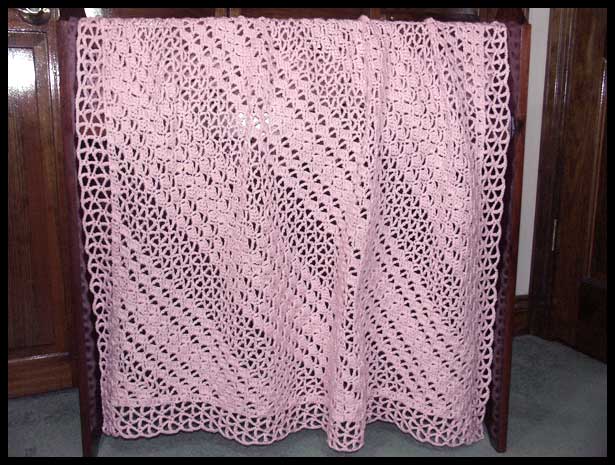 Diagonal Lace in Pink (click to see closeup)