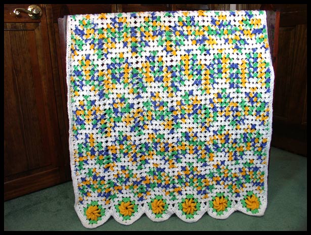 Rose Garden Lattice Blankie (click to see flat)