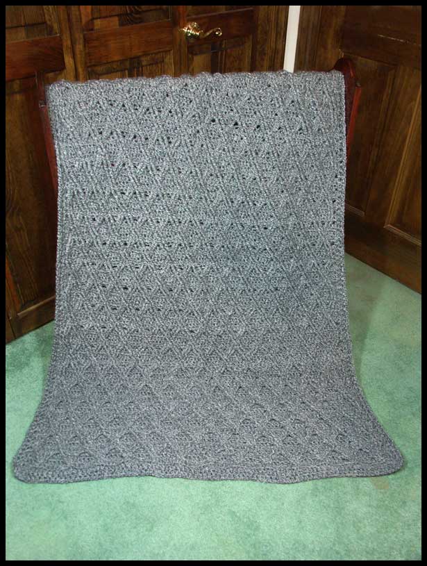 Bulky Diamonds Afghan (click to see closeup)