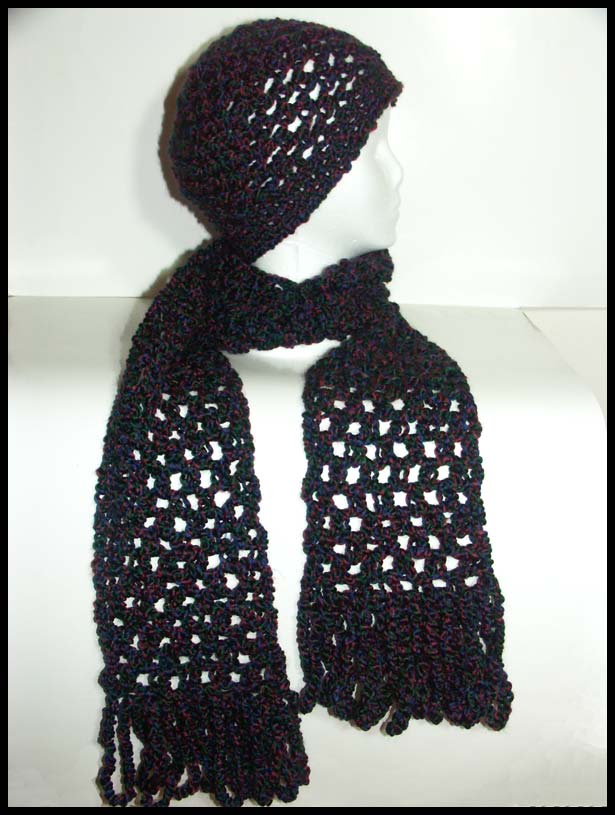 Quickee Hat & Scarf side view (click to go back)