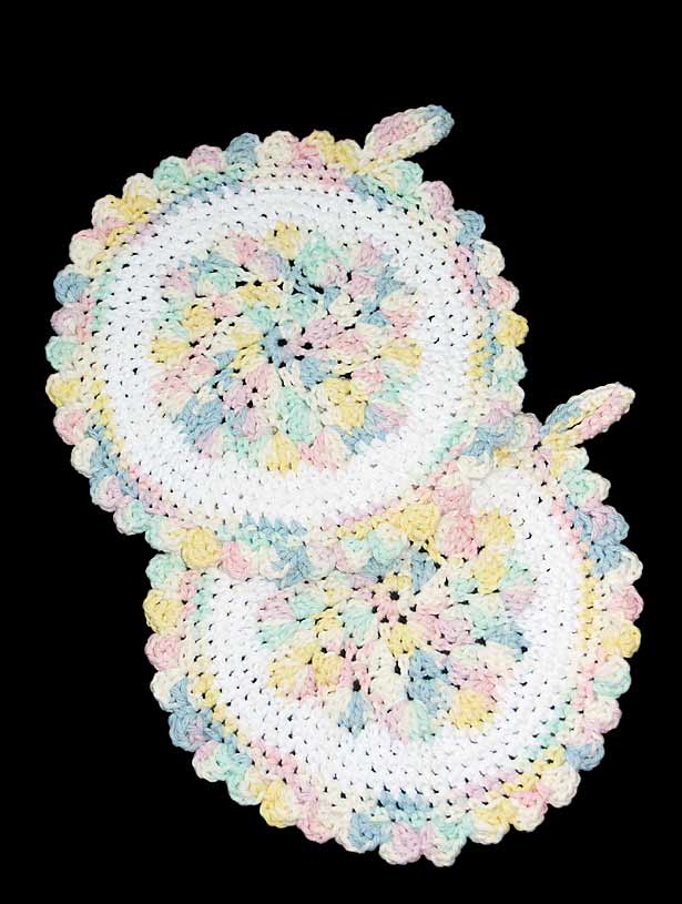 Summer Shells Round Potholders