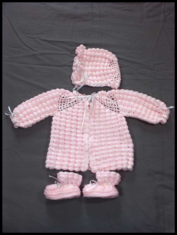 Puffy Shell Stitch Baby Set (click to see closeup)