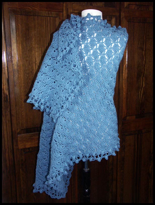 Blue Shells Shawl - Back (click to go back)