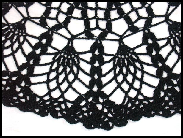 Black Pineapple Shawl - Back (click to go back)