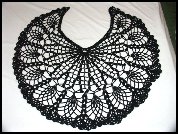 Black Pineapple Shawl - Flat (click to go back)